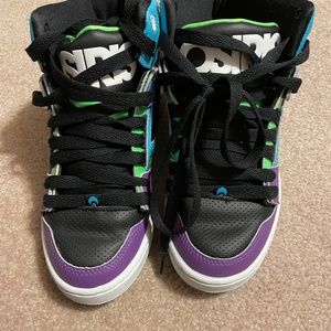 Osiris size 7 women’s shoes